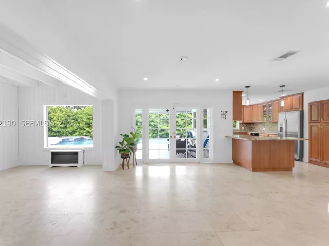 Продажа дома по адресу 11350 SW 30th St - фото 9008334
