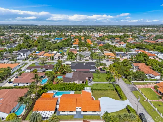 Продажа дома по адресу 11350 SW 30th St - фото 9008342