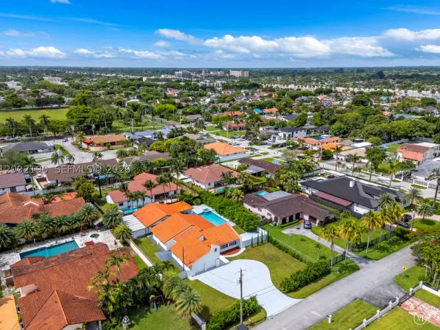 Продажа дома по адресу 11350 SW 30th St - фото 9008348