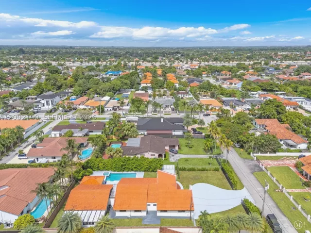 Продажа дома по адресу 11350 SW 30th St - фото 9008349