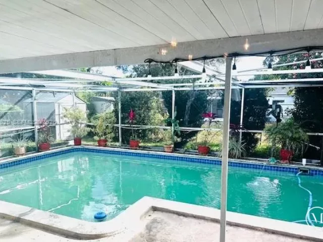 Продажа дома по адресу 540 NW 108th St - фото 7594161