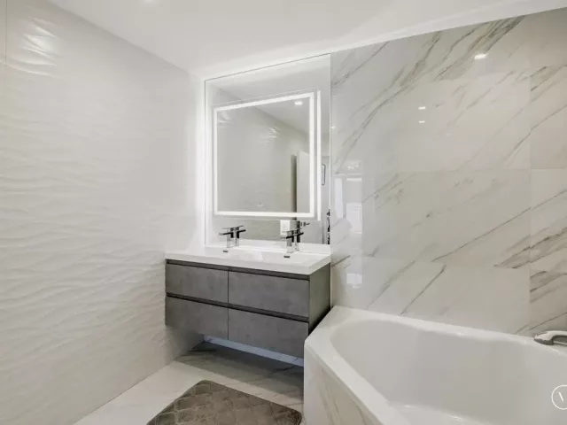 Продажа дома по адресу 700 NE 14th Avenue 208 - фото 9169203