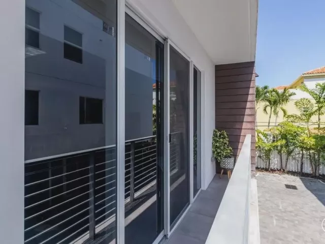 Продажа дома по адресу 700 NE 14th Avenue 208 - фото 9169215