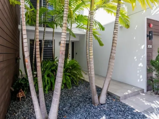 Продажа дома по адресу 700 NE 14th Avenue 208 - фото 9169219