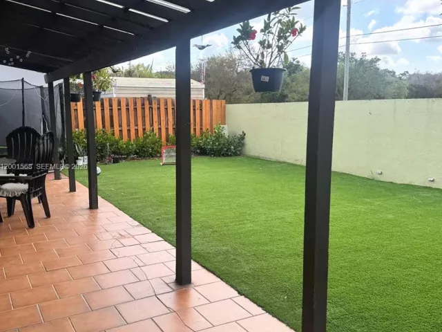 Дом в аренду по адресу 11450 SW 75th Ter - фото 7596850