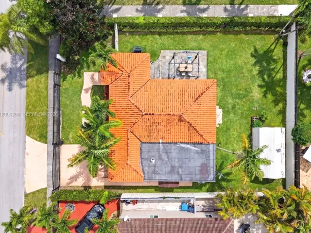 Дом в аренду по адресу 9000 SW 40th Ter - фото 7596800