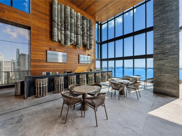 Продажа квартиры #5101 - фото 7597986