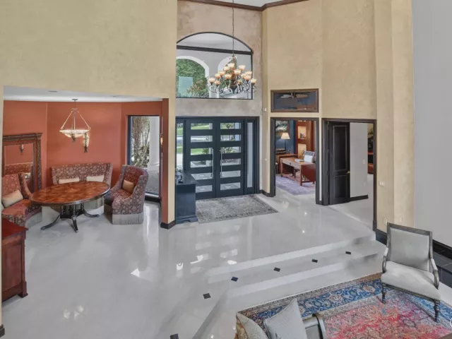 Продажа дома по адресу 19220 Fox Landing Drive - фото 8984451