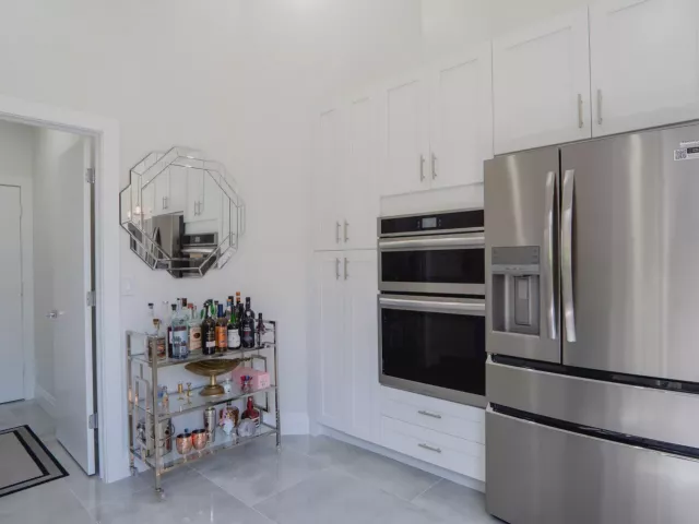 Продажа дома по адресу 6670 NW 27th Avenue - фото 9034937