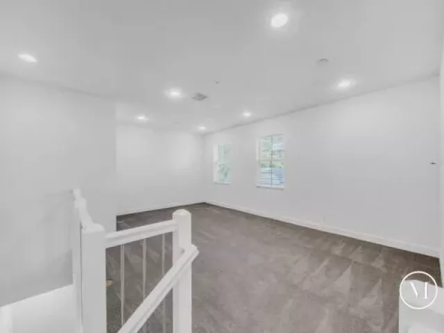 Продажа дома по адресу 23008 Clear Echo Drive 11 - фото 9379259