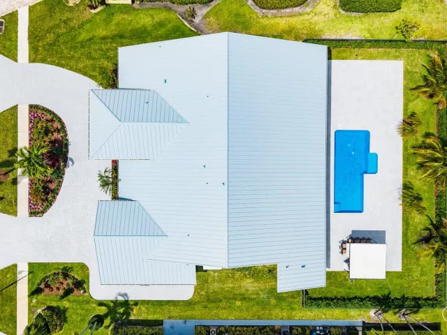 Продажа дома по адресу 4887 Bocaire Boulevard - фото 8917687