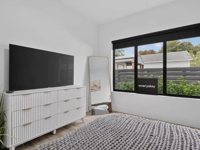Продажа дома по адресу 913 NE 15th Street - фото 9155705