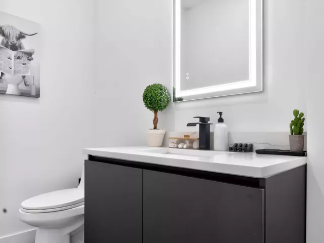Продажа дома по адресу 913 NE 15th Street - фото 9155714