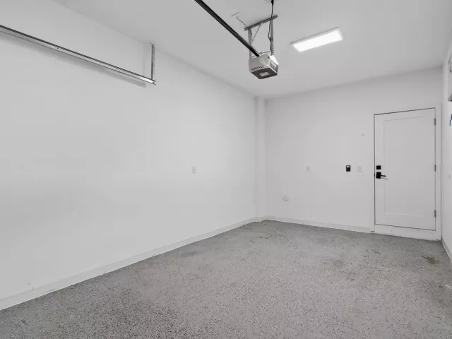 Продажа дома по адресу 913 NE 15th Street - фото 9155722