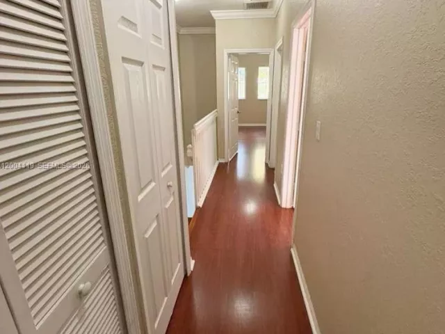 Дом в аренду по адресу 8361 NW 107th Ct 8-23 - фото 7601563