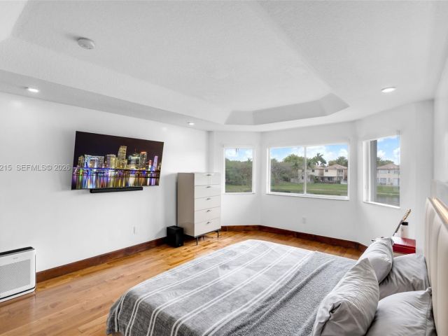 Продажа дома по адресу 11462 NW 69th Ter - фото 7602348