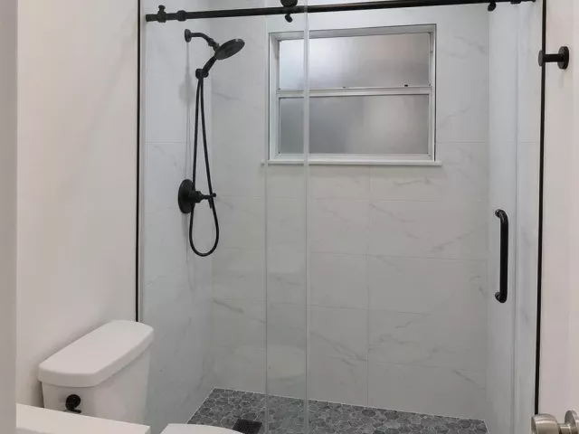 Продажа дома по адресу 2311 N 58th Avenue - фото 9353666