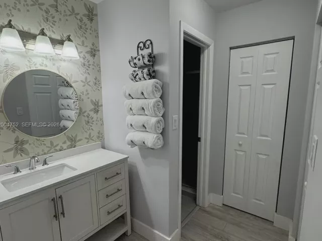 Продажа дома по адресу 5127 SW 123rd Ave - фото 7686340