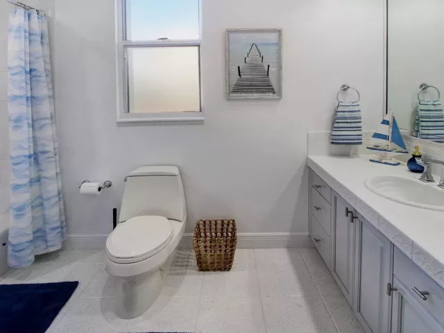 Продажа дома по адресу 218 Pine Avenue - фото 9356517
