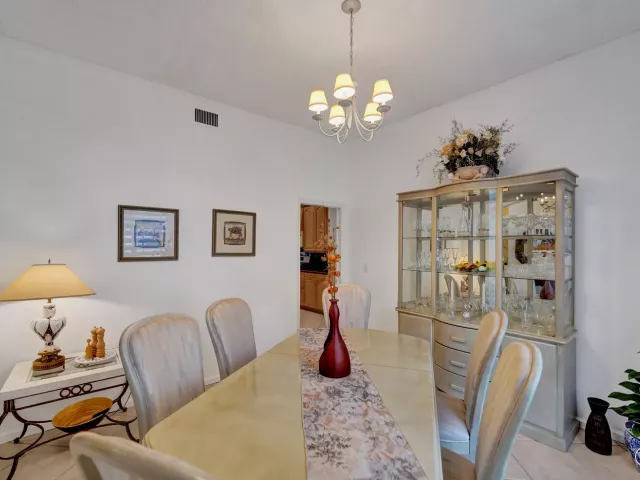 Продажа дома по адресу 3460 Dunes Vista Drive - фото 8984820
