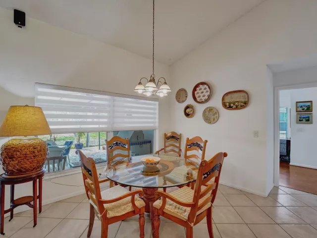 Продажа дома по адресу 3460 Dunes Vista Drive - фото 8984829