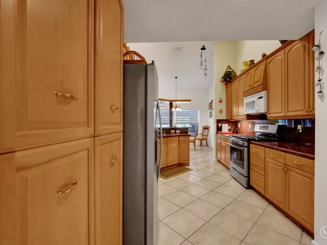 Продажа дома по адресу 3460 Dunes Vista Drive - фото 8984836
