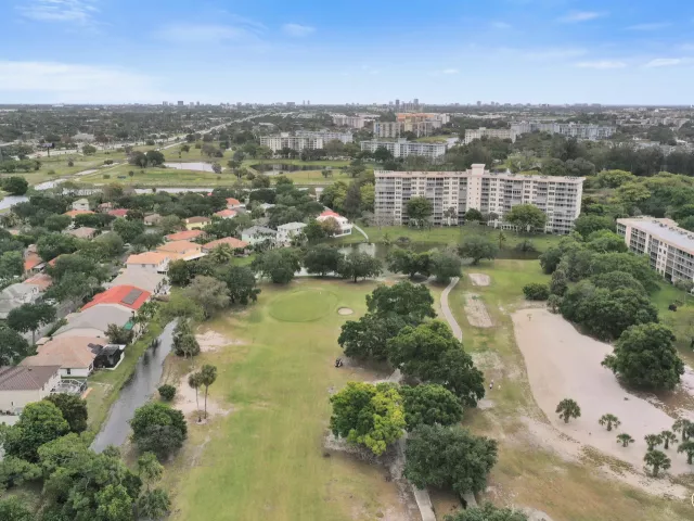 Продажа дома по адресу 3460 Dunes Vista Drive - фото 8984878