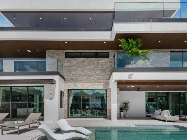 Продажа дома по адресу 441 Isle Of Palms Drive - фото 9375237