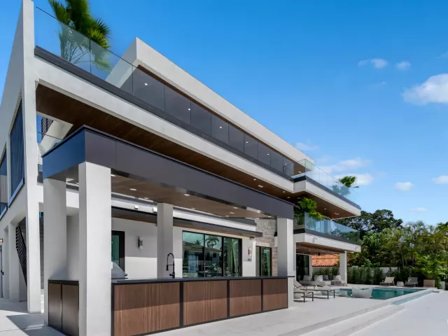 Продажа дома по адресу 441 Isle Of Palms Drive - фото 9375239