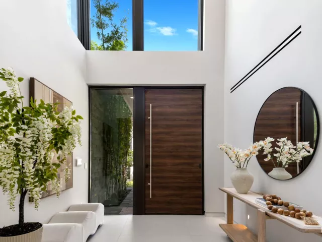 Продажа дома по адресу 441 Isle Of Palms Drive - фото 9375244