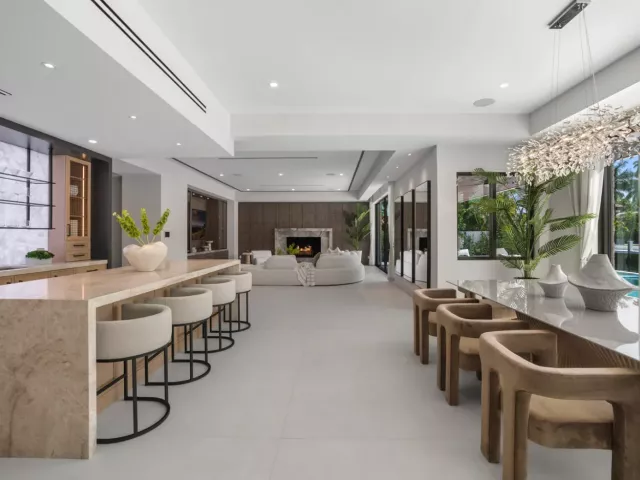 Продажа дома по адресу 441 Isle Of Palms Drive - фото 9375253