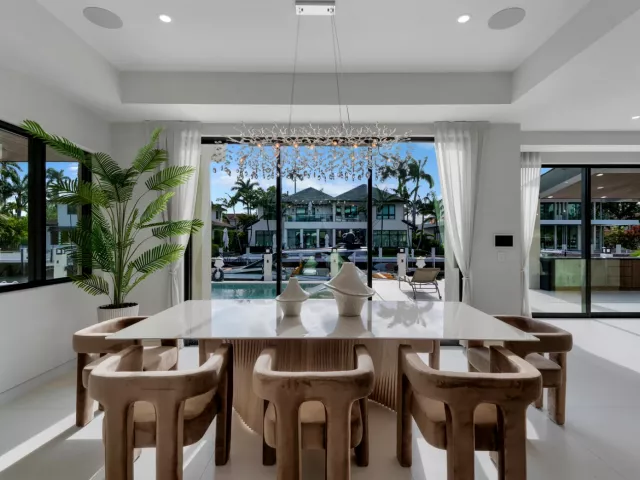Продажа дома по адресу 441 Isle Of Palms Drive - фото 9375257