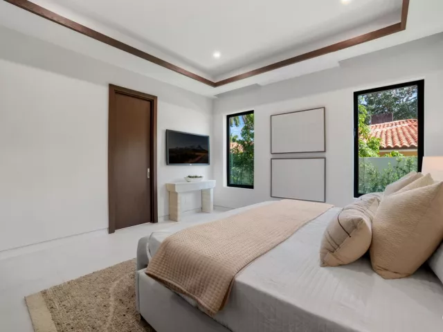 Продажа дома по адресу 441 Isle Of Palms Drive - фото 9375263