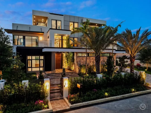 Продажа дома по адресу 441 Isle Of Palms Drive - фото 9375230
