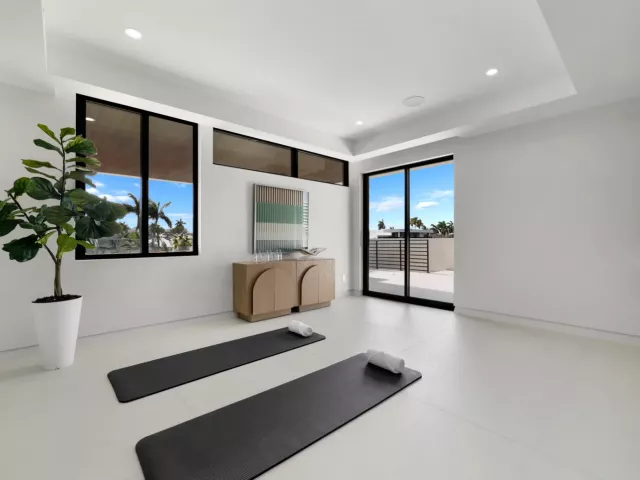 Продажа дома по адресу 441 Isle Of Palms Drive - фото 9375290