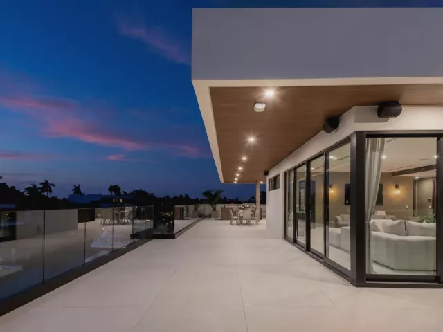 Продажа дома по адресу 441 Isle Of Palms Drive - фото 9375296