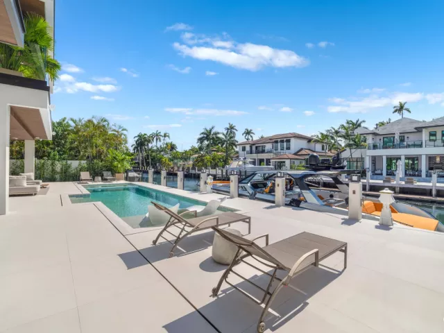 Продажа дома по адресу 441 Isle Of Palms Drive - фото 9375298