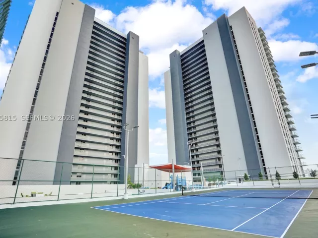 Продажа квартиры #1601+2 Parkings - фото 9120826