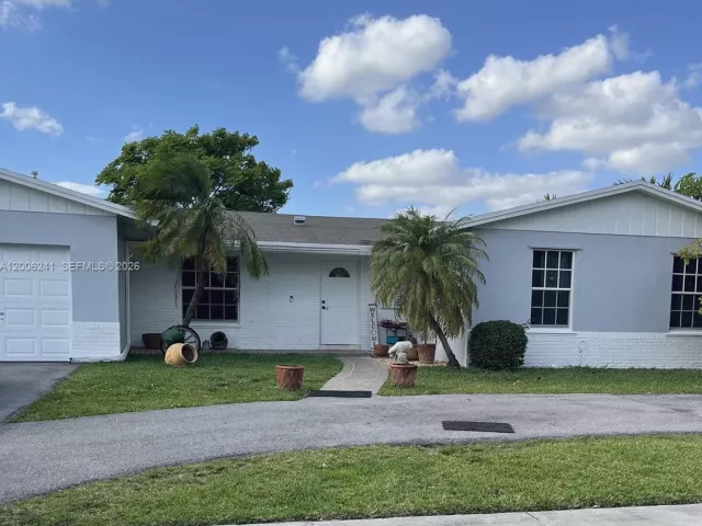 Продажа дома по адресу 12001 SW 118th St - фото 7609322