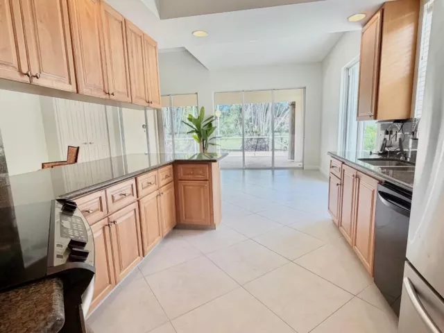 Продажа дома по адресу 2704 Irma Lake Drive - фото 8881416