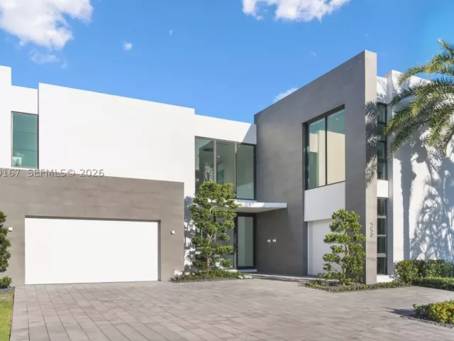 Продажа дома по адресу 4232 E Tradewinds Ave - фото 9350605