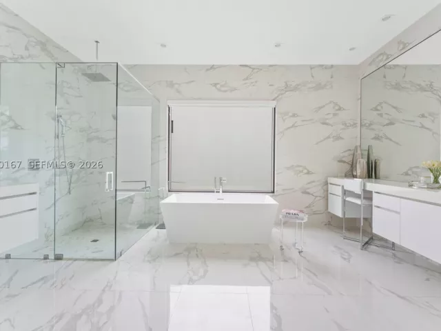 Продажа дома по адресу 4232 E Tradewinds Ave - фото 9350634
