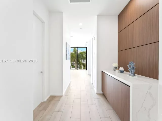 Продажа дома по адресу 4232 E Tradewinds Ave - фото 9350637