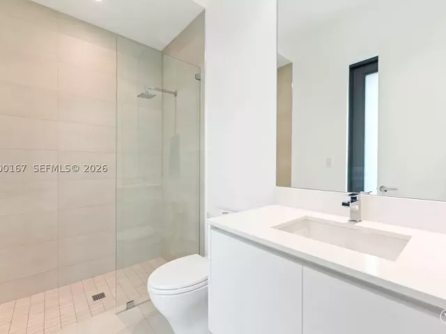 Продажа дома по адресу 4232 E Tradewinds Ave - фото 9350645
