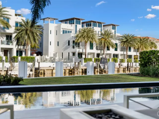 Продажа дома по адресу 4232 E Tradewinds Ave - фото 9350658