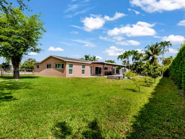 Продажа дома по адресу 9321 SW 104th Ct - фото 7637616