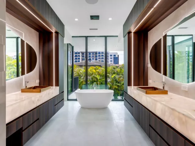 Продажа дома по адресу 310 NE 2nd Street - фото 9311008