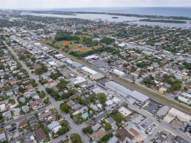 Продажа дома по адресу 625 Selkirk Street - фото 9108663