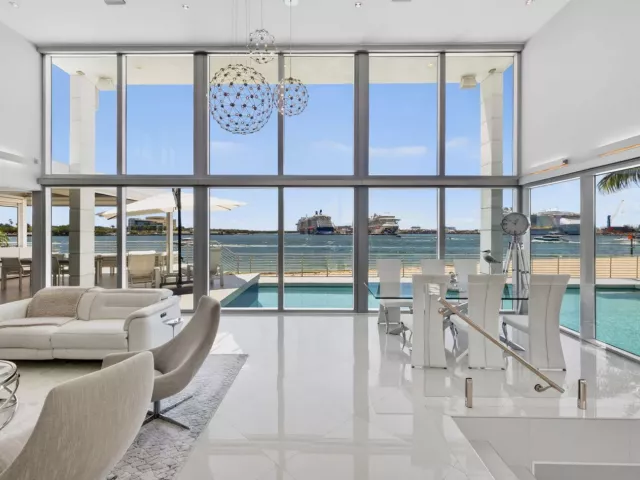 Продажа дома по адресу 2200 Inlet Drive - фото 8083791