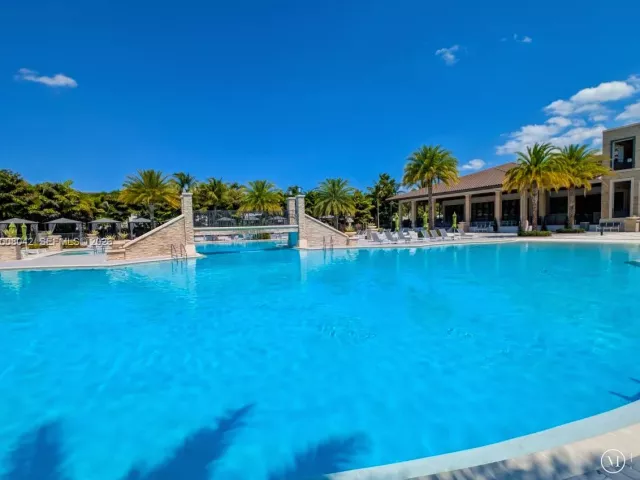 Продажа дома по адресу 8723 NW 102nd Pl - фото 7618695